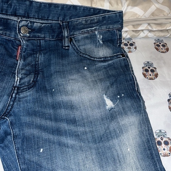 Dsquared2 Blue denim jeans shorts. Size 50 distressed shorts. - Picture 4 of 6